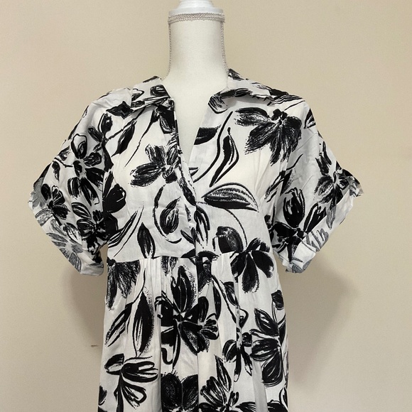 US Together Plus Empire Waist Dress Black/White/Floral Size 2X - Picture 13 of 14